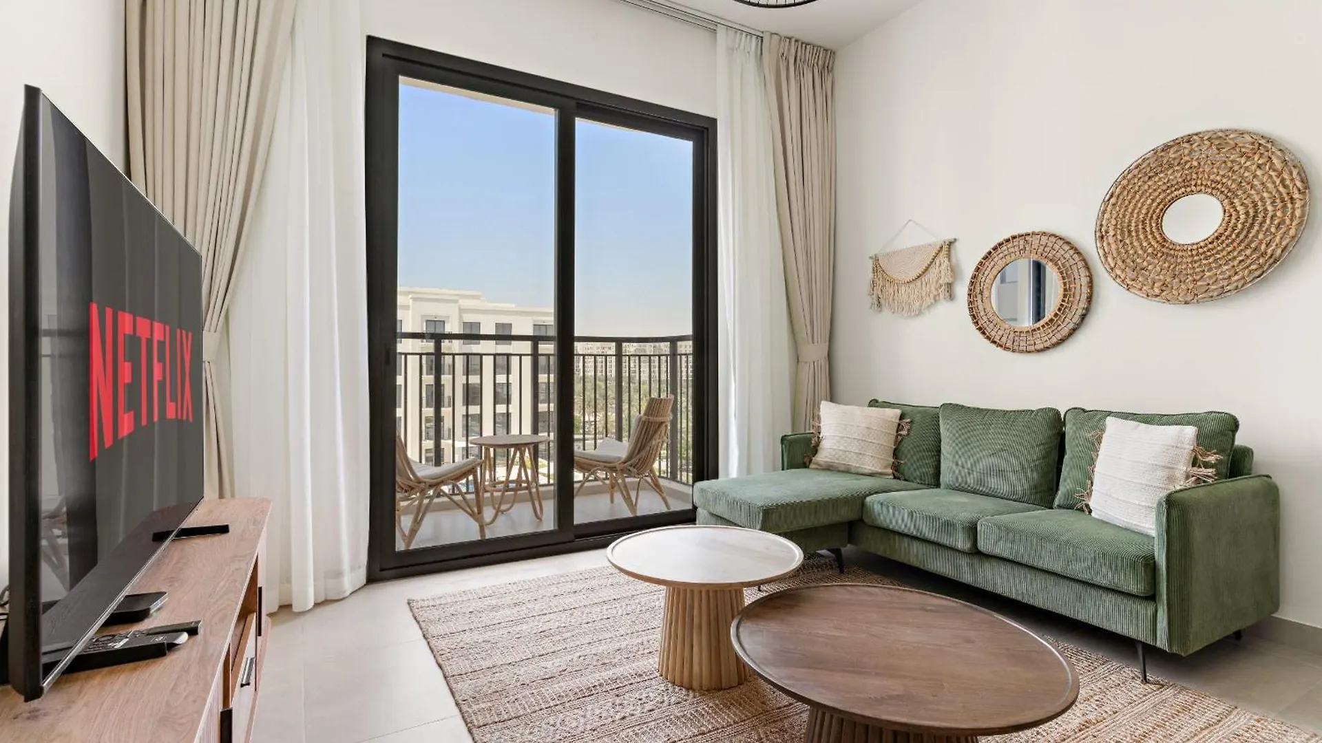 두바이 Vayk - Modern 2Bd With Pool View In Town Square 아파트 0*,  아랍에미리트