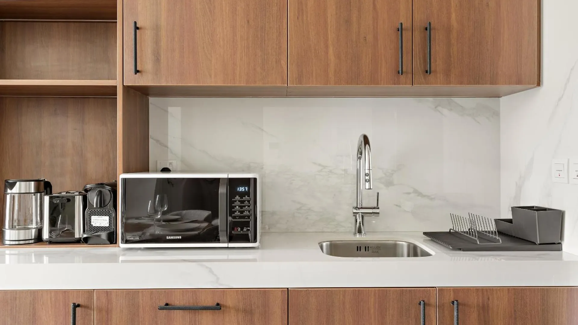 두바이 Vayk - Modern 2Bd With Pool View In Town Square 아파트 0*,