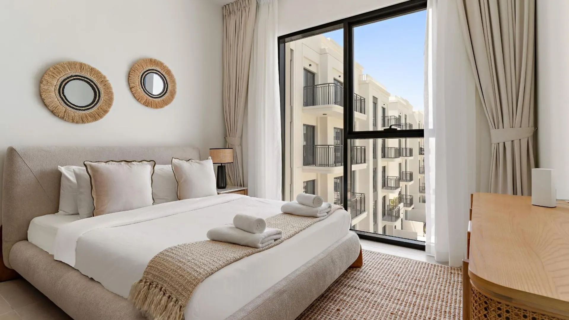 Vayk - Modern 2Bd With Pool View In Town Square Apartment Dubai United Arab Emirates